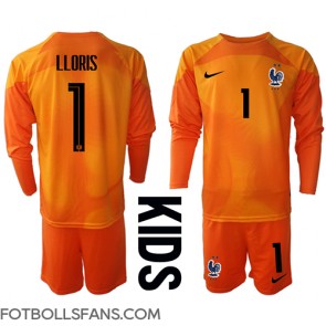 Frankrike Hugo Lloris #1 Målvakt Replika Hemmatröja Barn VM 2022 Långärmad (+ Korta byxor)